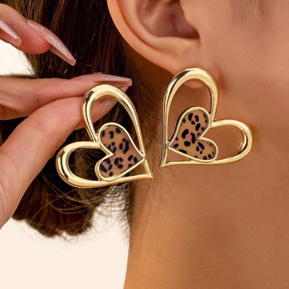 3for$20 1pair Minimalist Chic Versatile European American Hollow heart print